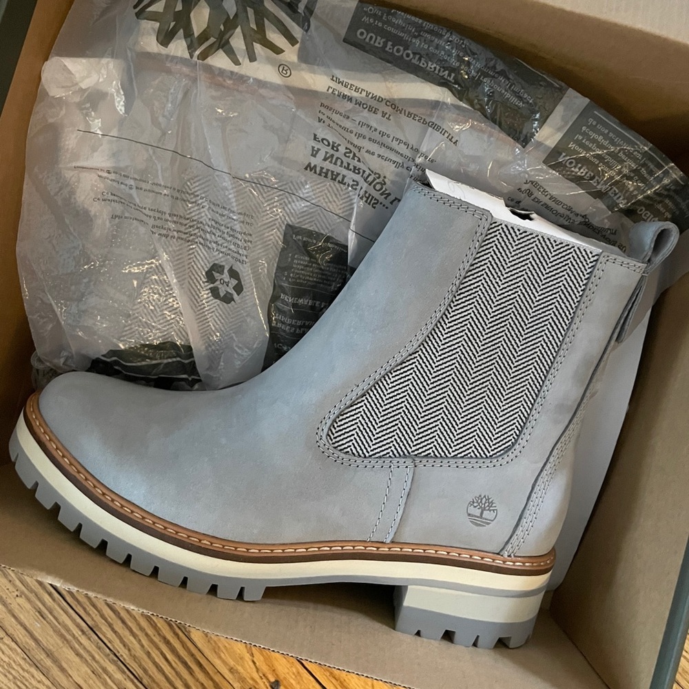 ⭐️Brand New⭐️ Timberland Courmayeur Valley Chelsea
